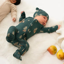 Load image into Gallery viewer, Belan.J Baby Footed Zipper Sleeper
