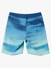 Load image into Gallery viewer, Quiksilver Youth Boys Everyday Fade 17&quot; Boardshorts - Swedish Blue
